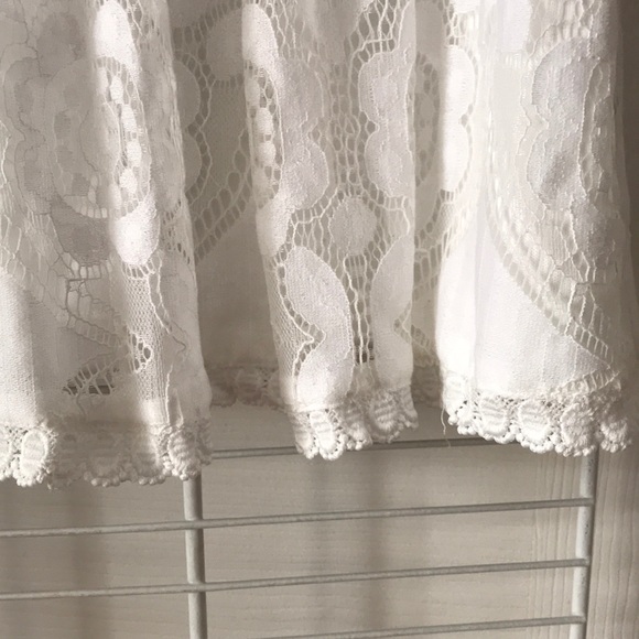 Alter’d State lace overlay sleeveless top size M - Picture 3 of 7